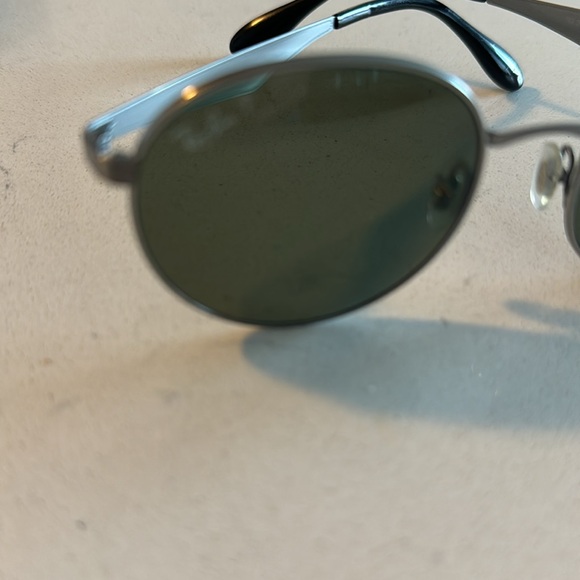 Ray-Ban 90s Style Metallic Silver Sunglasses with Dark Green Lenses - Picture 11 of 12
